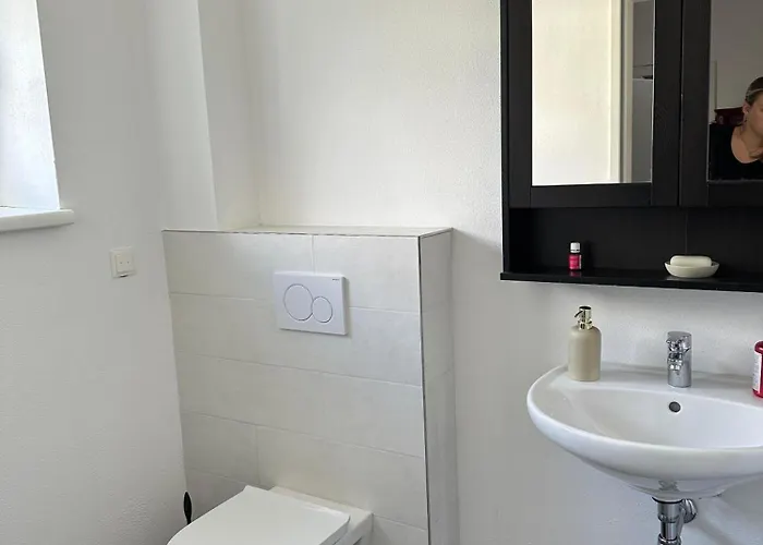 Vakantiehuis Gemuetliche Doppelhaushaelfte Mit Garten, Terrasse Ruhige Lage In *